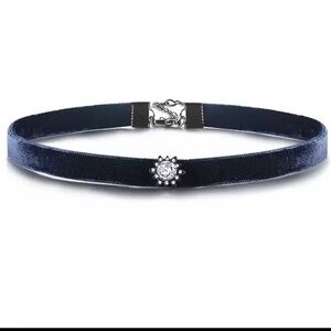 Velvet Choker